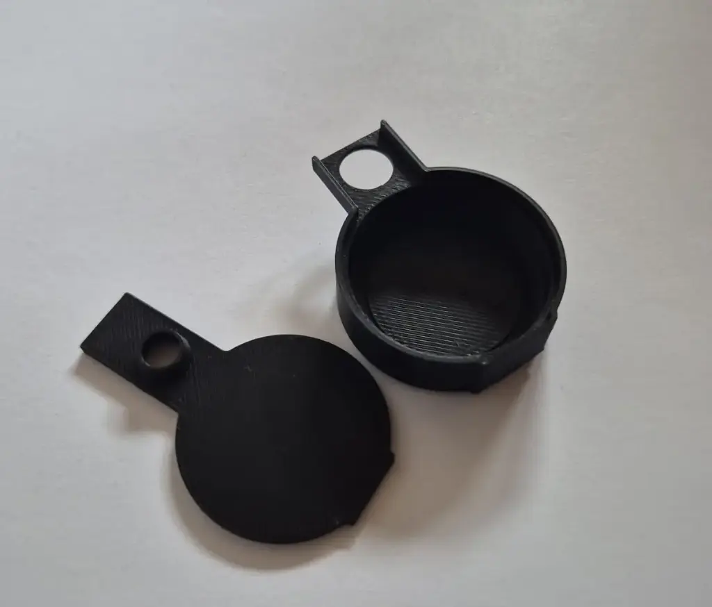 Stealth Airtag™ Mount Santa Cruz Glovebox